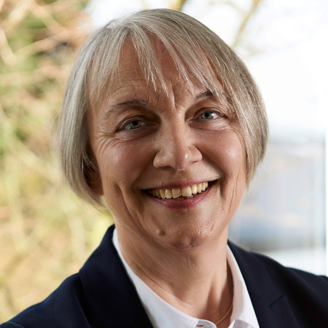 Porträt Barbara Bieker